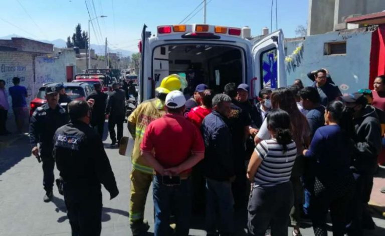 Se registran dos explosiones en talleres clandestinos en Tultepec