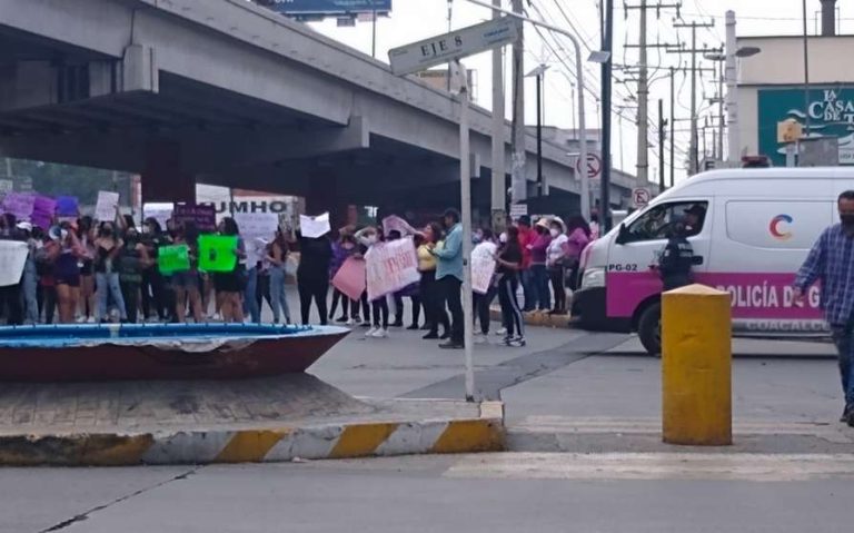 Bloqueo la vía López Portillo debido al aumento de feminicidios en Coacalco
