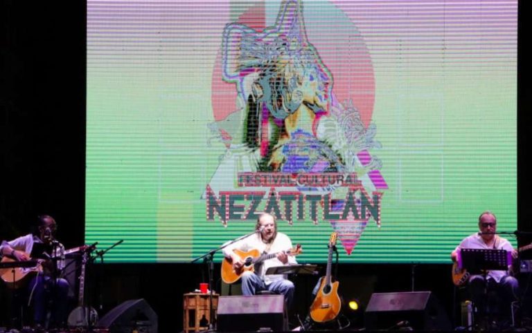 Inicia festival Nezatitlán con la presentación de Fernando Delgadillo