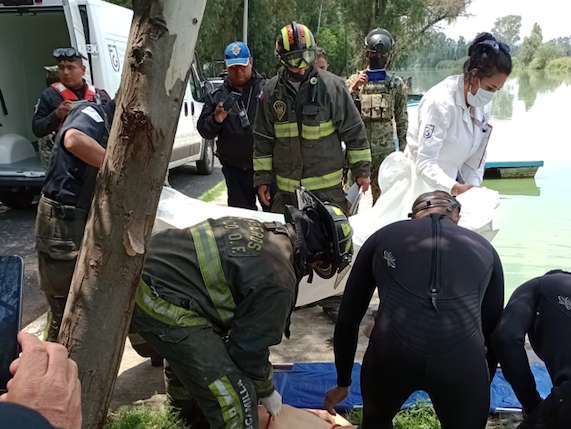 Joven pierde la vida tras aventarse a canal en Xochimilco