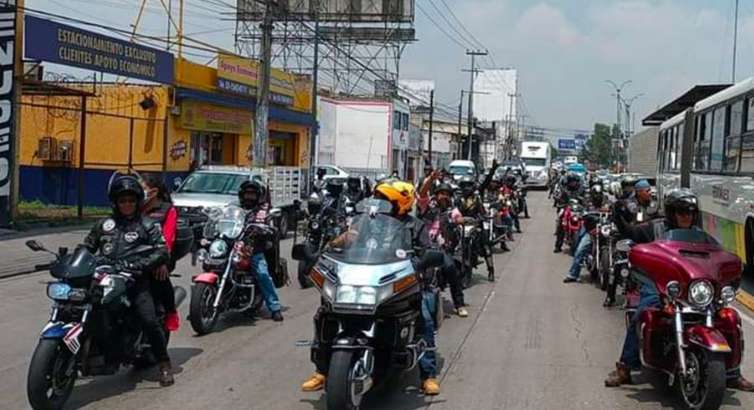 Advierten bikers bloqueos en Coacalco por registro de motocicletas