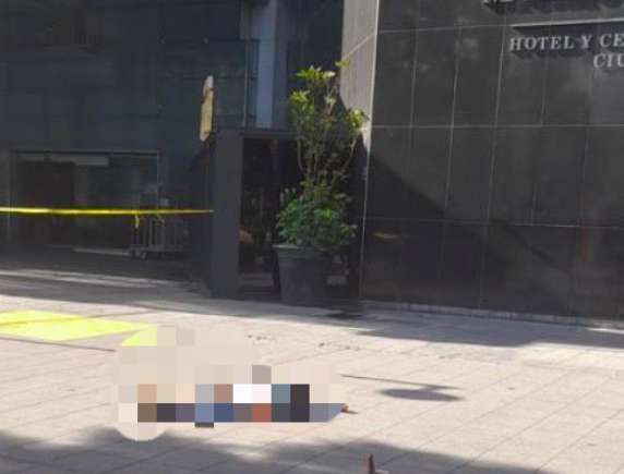 Hombre pierde la vida en Hotel Hilton en Cdmx