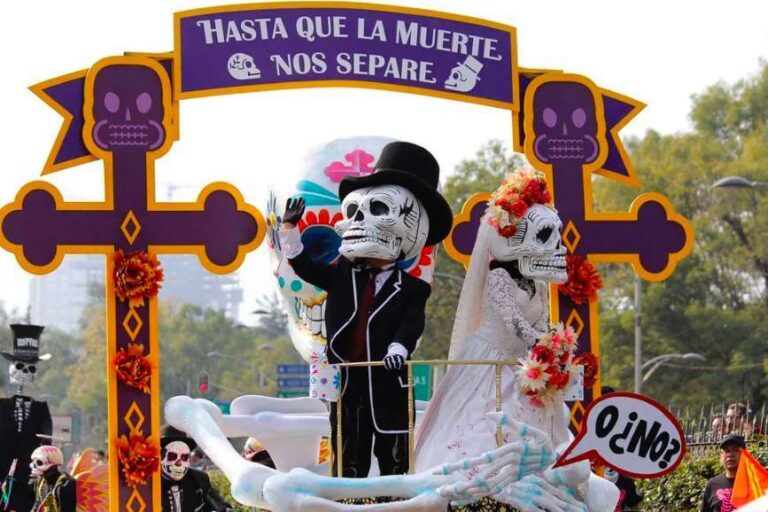 Coacalco tendrá gran desfile de día de muertos con carros alegóricos