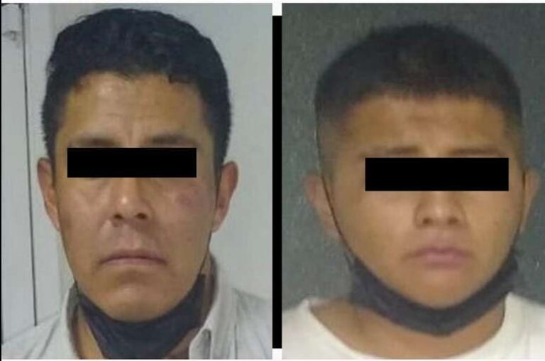 Detienen sujetos por robar vehículo con violencia en calles de Coacalco