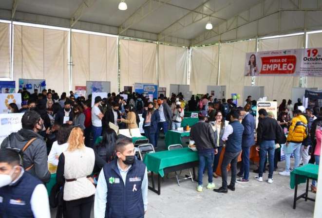 Más de 60 empresas ofertan mil 500 vacantes en Feria del Empleo Coacalco