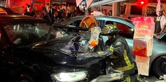 Auto choca contra puesto de tacos en Narvarte; hay varios heridos