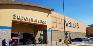 Fallece hombre en estacionamiento de Walmart de Coacalco