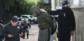 Policías de Ecatepec detuvieron a presuntos ladrones de autopartes
