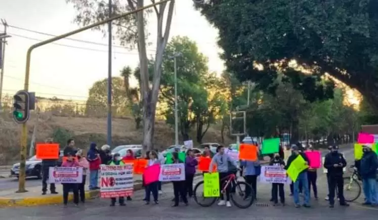 Protestan en contra de la ciclovía; vecinos de Naucalpan