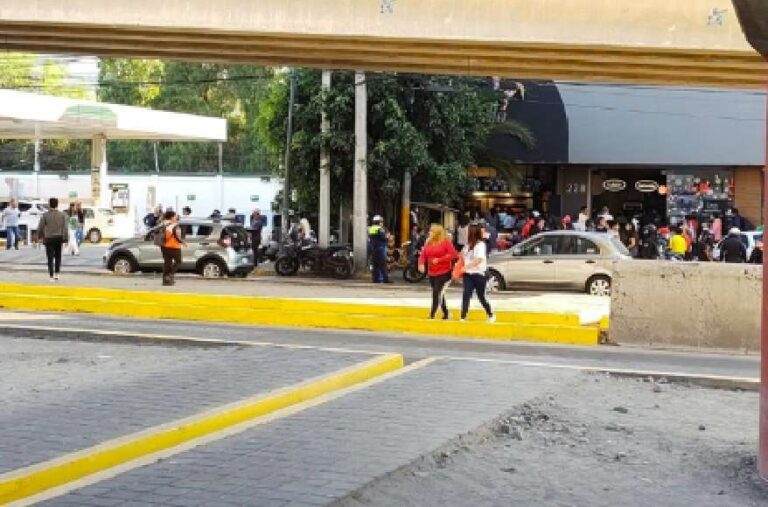 Reportan caos vial debido a operativos de bikes en Coacalco