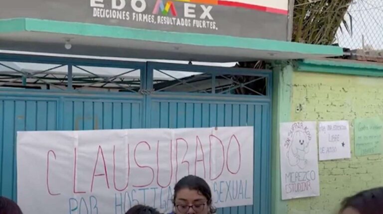 Denuncian a profesor que habría hostigado alumnas en Ecatepec