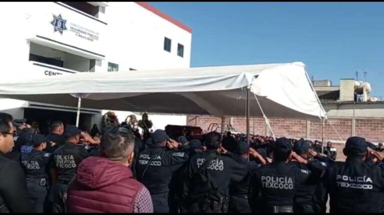 Despiden a policías caídos en cumplimiento de su deber en Texcoco