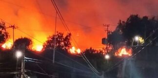 Fuerte incendio en terreno baldío de Coacalco moviliza a equipos de emergencia