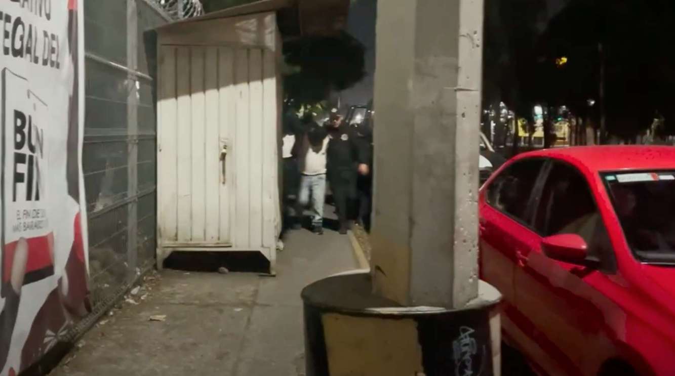Después de intensa balacera detienen tres sujetos en Ecatepec