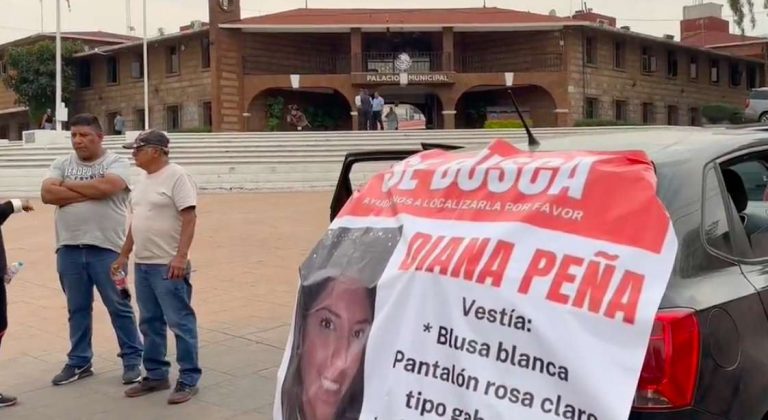 Familiares de Diana piden ayuda a las autoridades de Coacalco para encontrarla