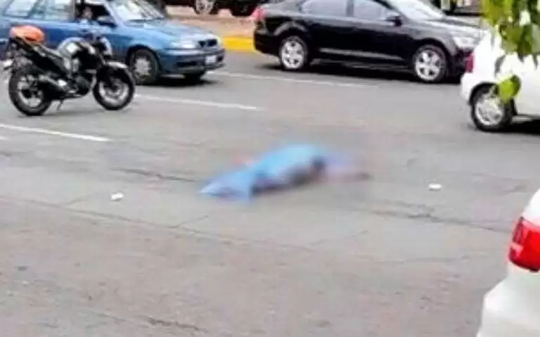 Mujer pierde la vida tras ser atropellada en Naucalpan; puentes a unos metros