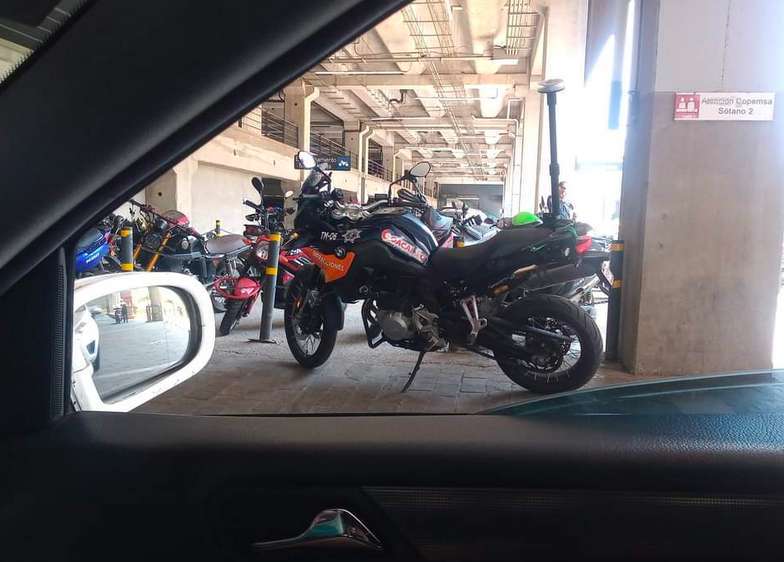 Escándalo en Coacalco, Gobierno PRIISTA acusado de robo de motocicletas estacionadas en Cosmopol 1
