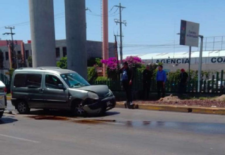 Se registra accidente sobre la vialidad López Portillo