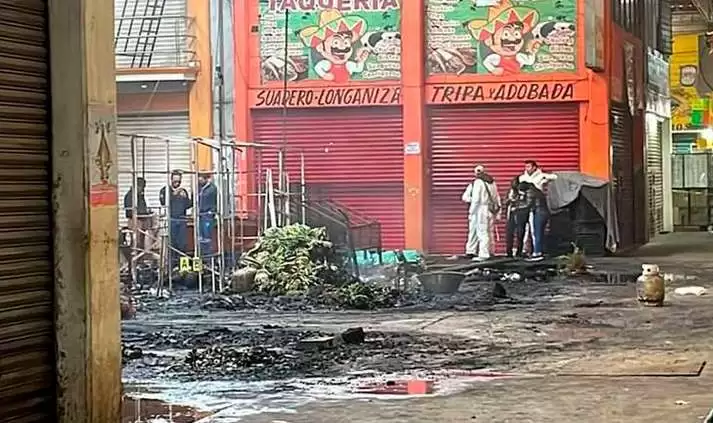 Incendian bodega de la Central de Abastos de Toluca; hay ocho muertos