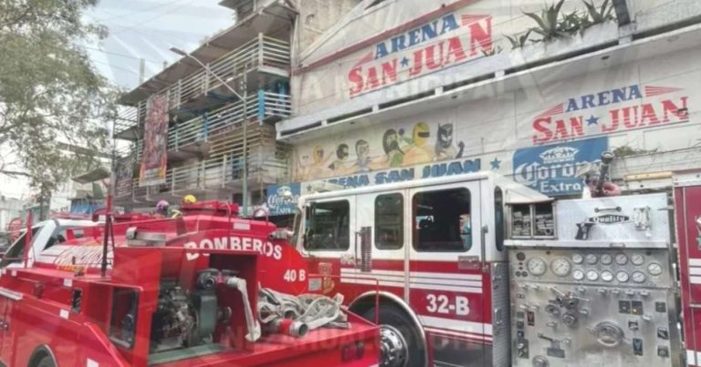 Incendio en la Arena San Juan de Nezahualcóyotl cobra la vida de dos niños