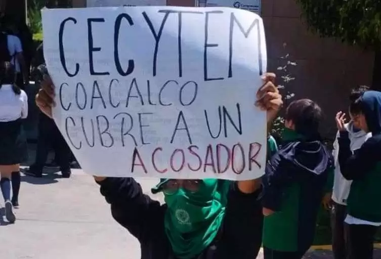 Alumnos de CECyTEM Coacalco protestan por el acoso escolar