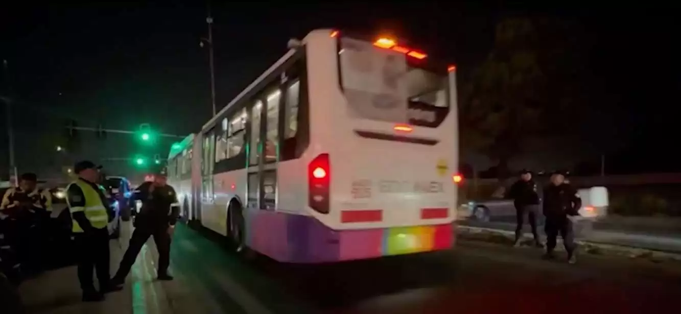Operativo en carril de Mexibús sorprende a automovilistas