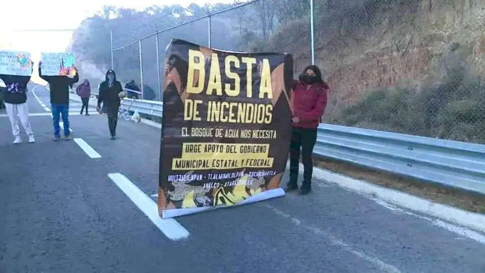 Bloqueo en Edomex suma 6 horas afectando la Naucalpan Toluca
