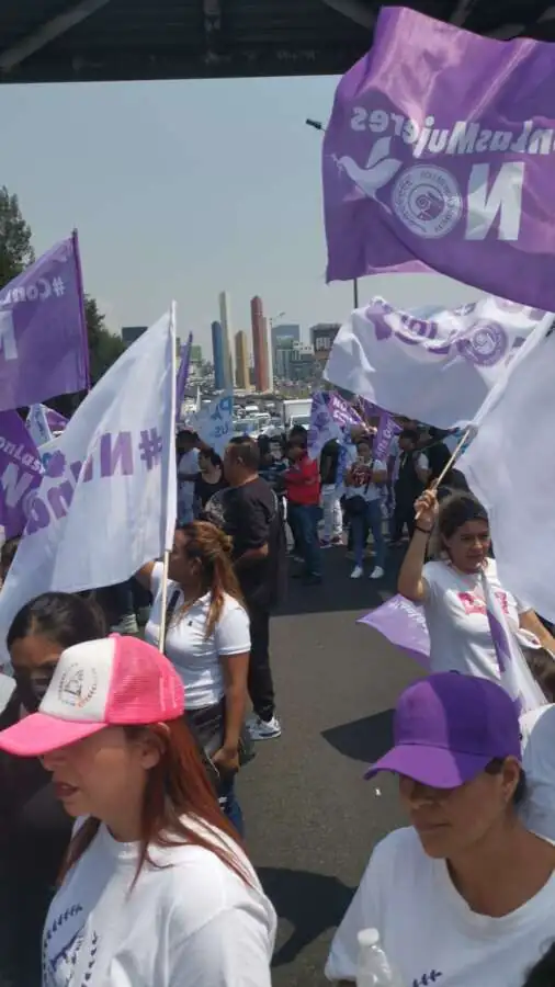 Marcha Pacífica de Feministas Bloquea Periférico Norte en Naucalpan 2