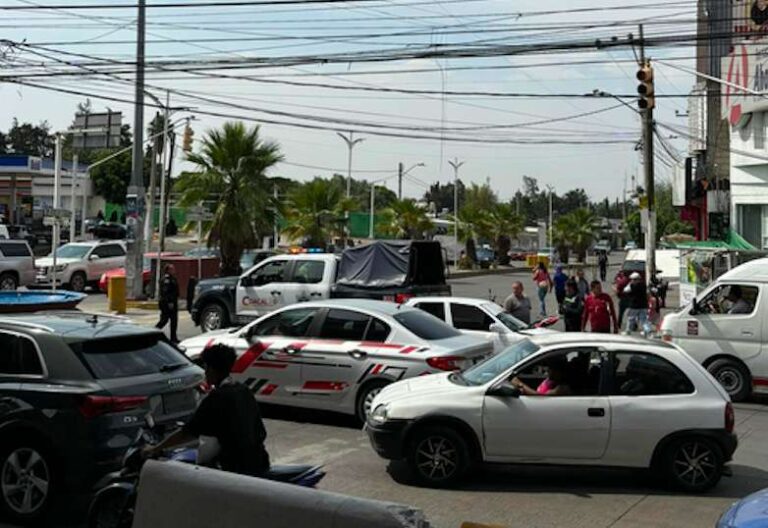 Tráfico Intenso en Coacalco por Cierre de Eje 8