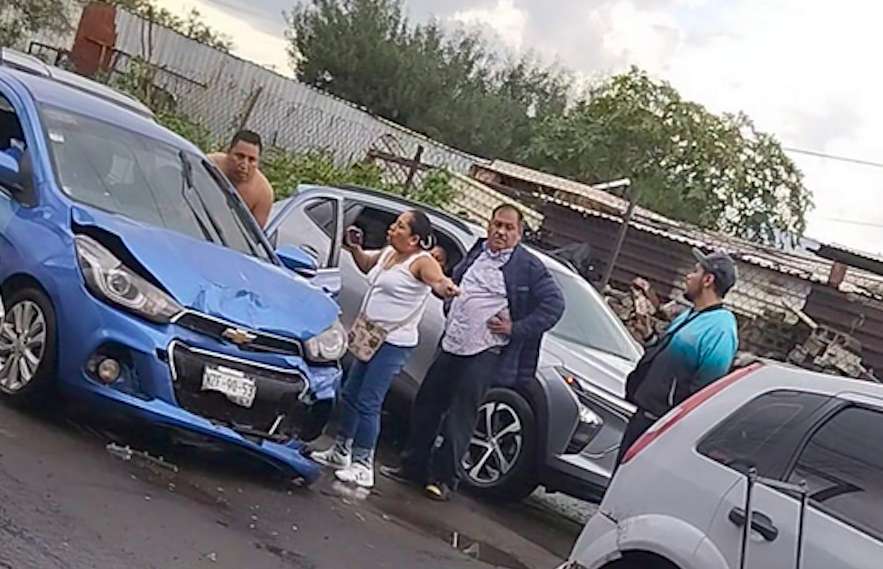 Se registra choque múltiple en Coacalco
